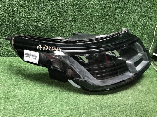 Битая Фара правая RR Vogue 4 L405 17-22 Matrix LED