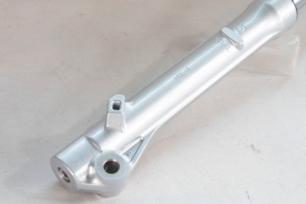 51500-KZV-T01 (51500-GGN-J01). FORK ASSY., L. FR.. Honda Super Cub AA04