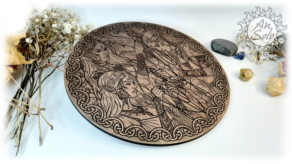 Скандинавский алтарь "Норны"