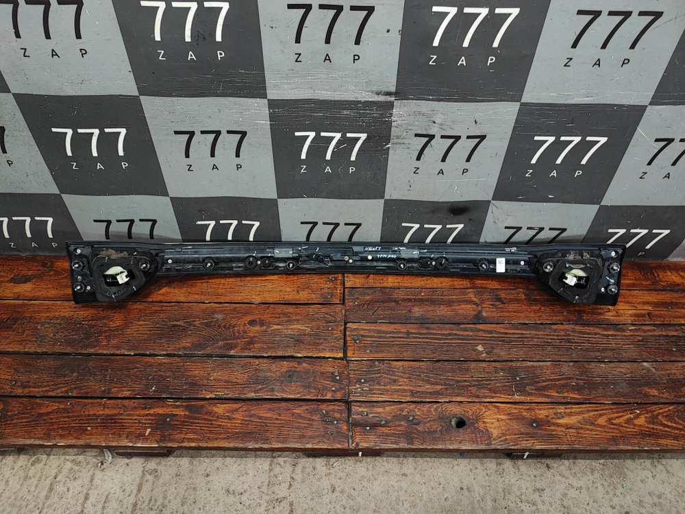 Фонарь задний центральный Chery Tiggo 7 Pro Max 24-нв Б/У Оригинал 605000654AA