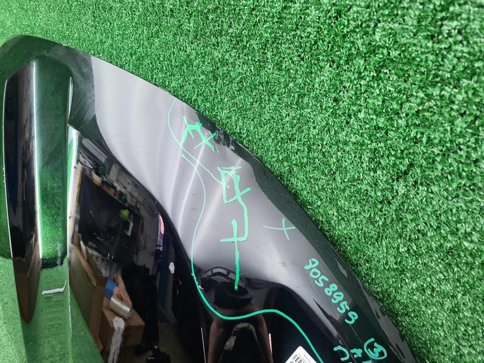 Капот Toyota Land Cruiser 300 (2021-н.в.)