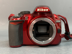 Nikon D3100 kit 18-55mm 9.650 кадров