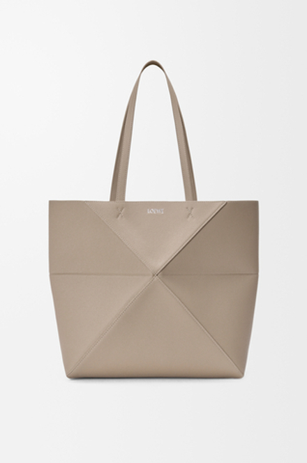 Loewe Средняя сумка-тоут Puzzle Fold из мягкой зернистой телячьей кожи, цвет глины