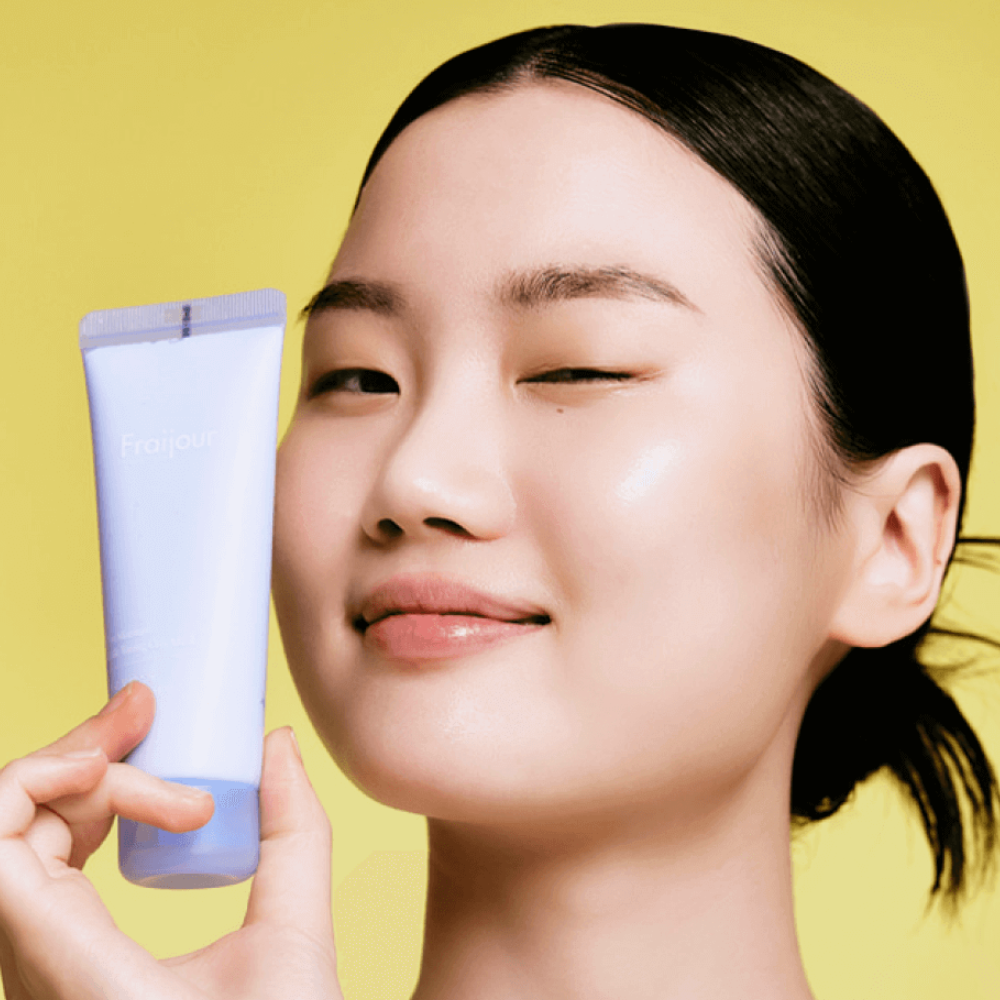 Увлажняющая глиняная маска с молочными протеинами Fraijour Pro Moisture Milk Toning Clay Mask