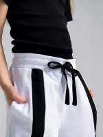 Костюм для девочки, футболка и брюки