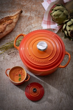 Le Creuset Мини-кокотница 10см пламя 71901-10090