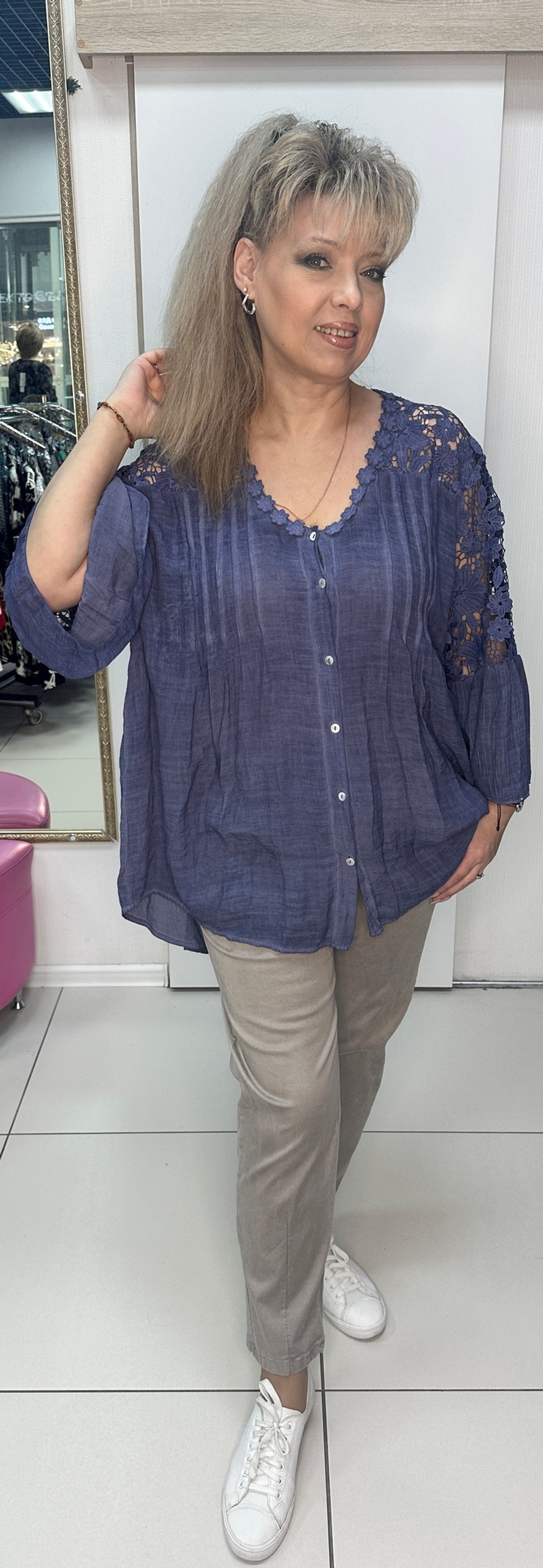 Итальянская темно-синяя ажурная туника на пуговицах