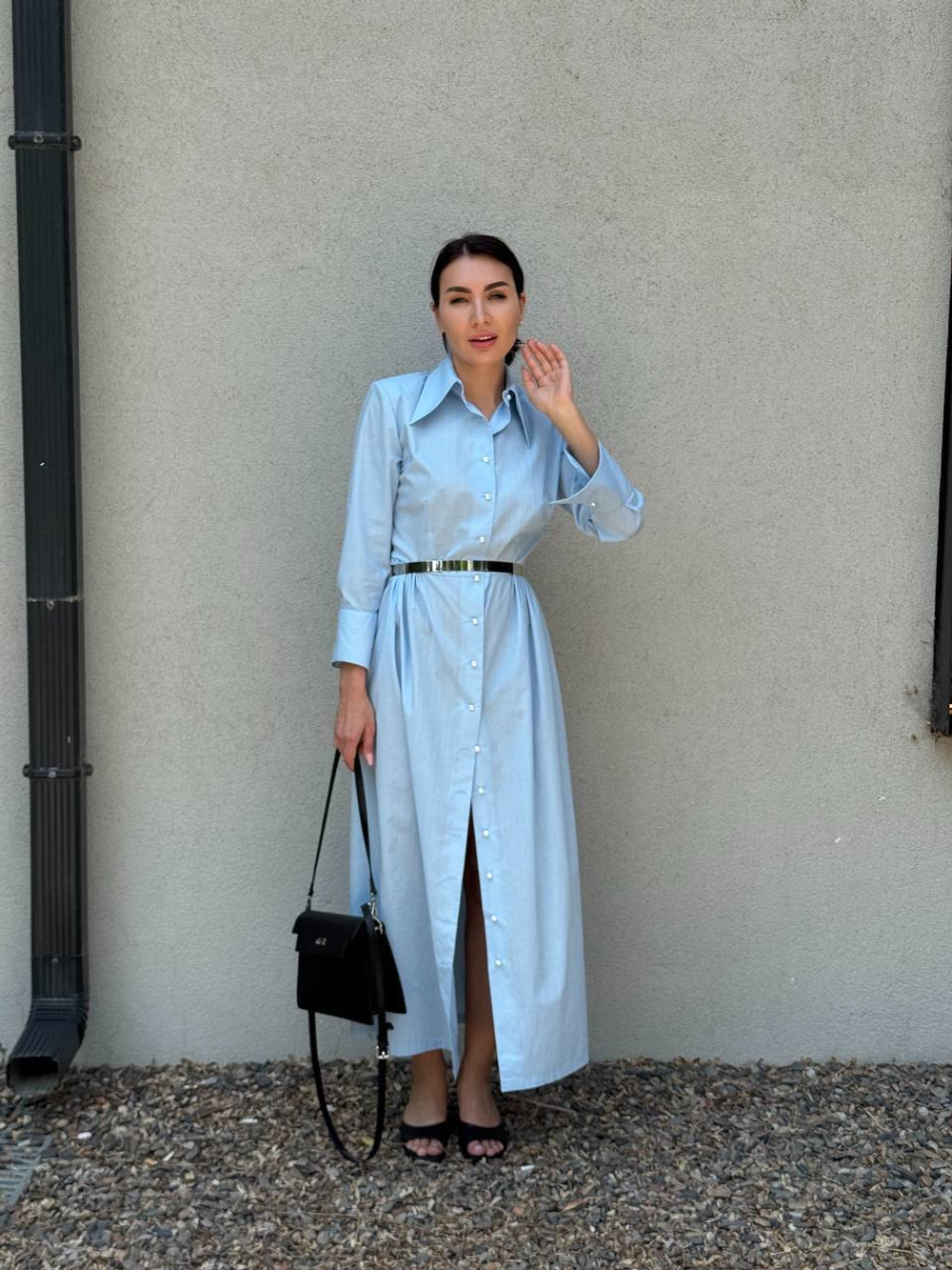 Платье-рубашка в небесно-голубом
