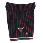 Баскетбольные мужские шорты Mitchell & Ness NBA Swingman Shorts Chicago Bulls (SMSHAC18022-CBUBLCK9)