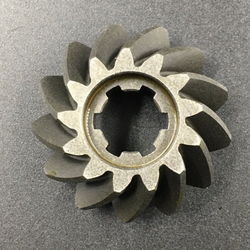 Шестерня вертикального вала (Пиньон) Yamaha 20-30 OLD (689-45551-00) (Yamaha)