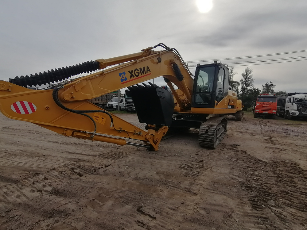 XGMA XG822* Экскаватор XG822EL (Дизельный, 5,9 л, 152 л.с., АТ)