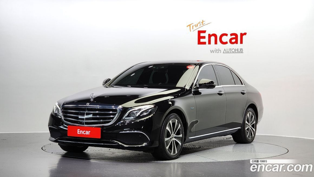 Mercedes-Benz E-Class W213 E300e 4MATIC Exclusive (05.2020)