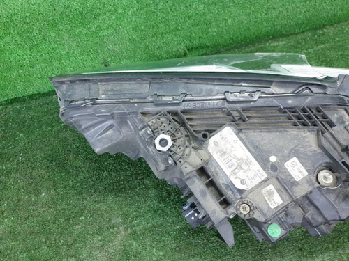 Фара правая BMW 5er G30 (2020-2023) LED