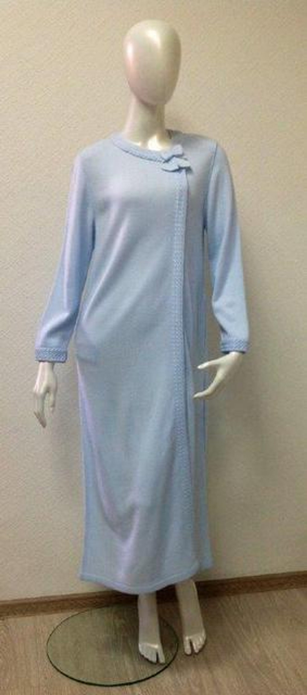 Халат Jaycris-Artesania Sofia Испания на манекене