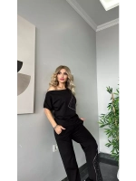 Костюм