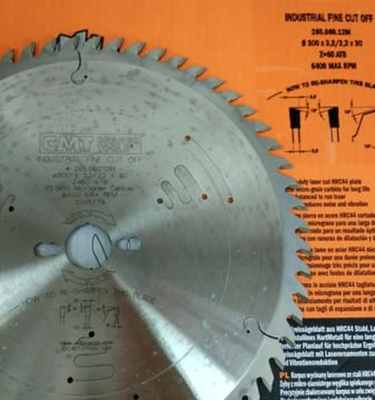 Диск пильный по дереву (300х30х3.2/2.2 мм; Z=60) CMT 285.060.12M