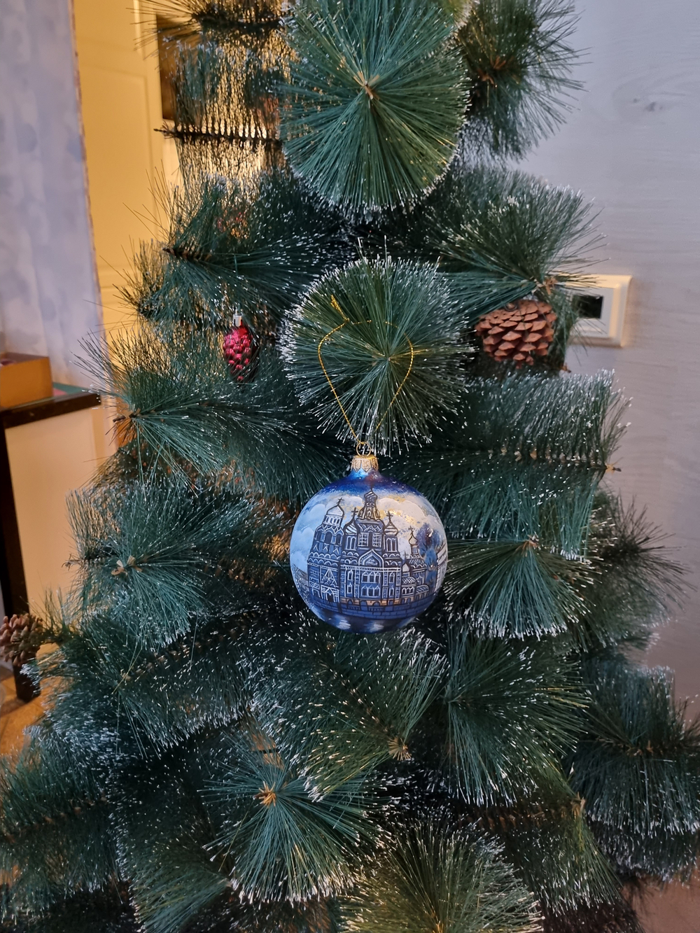 Шар стеклянный "Спас на крови",  ручная роспись