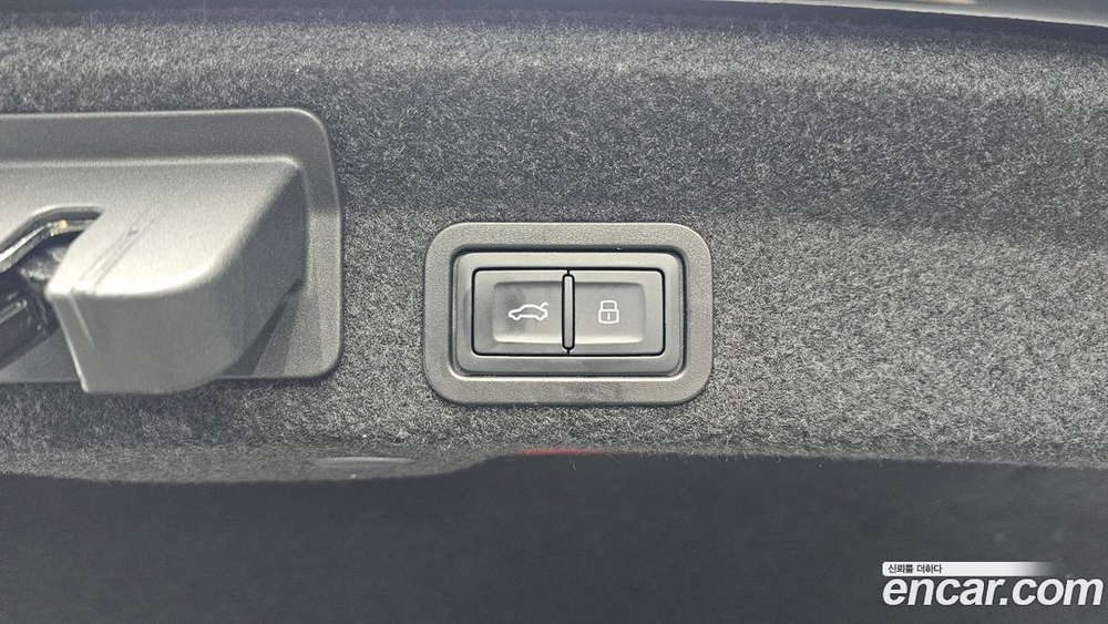 Audi A6 (C8) 45 TFSI Quattro Premium (12.2021)