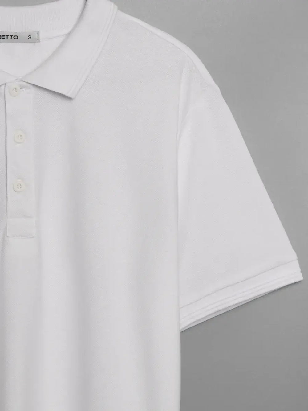 Летняя мужская футболка