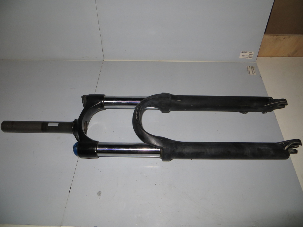 Вилка RockShox Tora 318 RC U-Turn