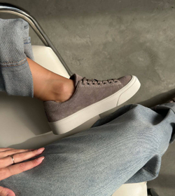 Кеды из натуральной замши