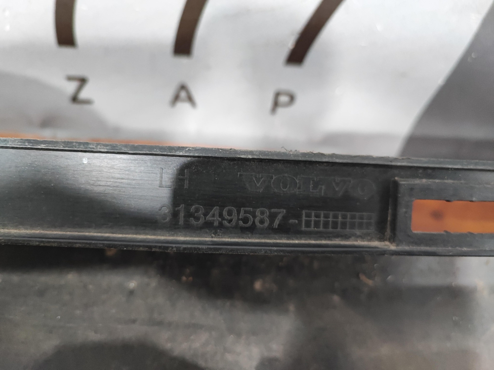 Накладка порога левого Volvo XC60 1 08-17 Б/У Оригинал 31349587