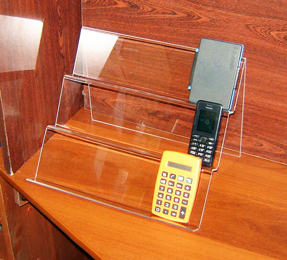 Горка трехъярусная для телефонов и смартфонов