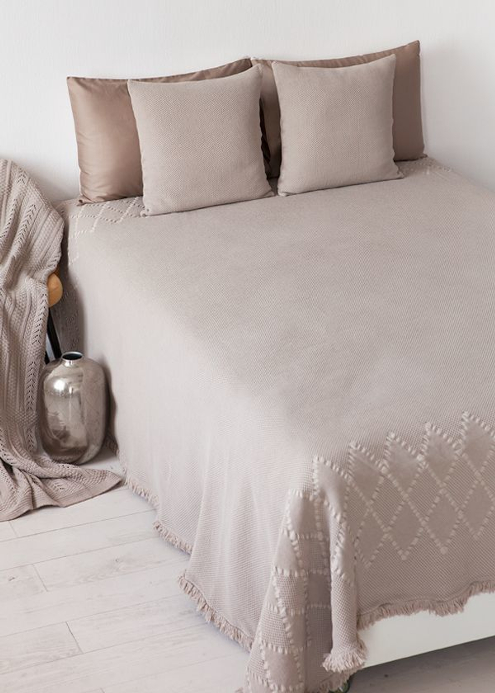 Наволочка декоративная 47х47 Luxberry Grass бежевая Португалия фото