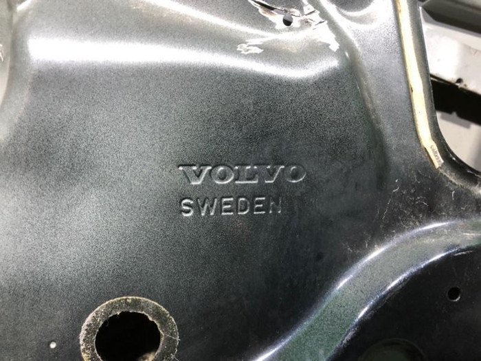 Дверь передняя правая Volvo XC90 1 (2002-2014)