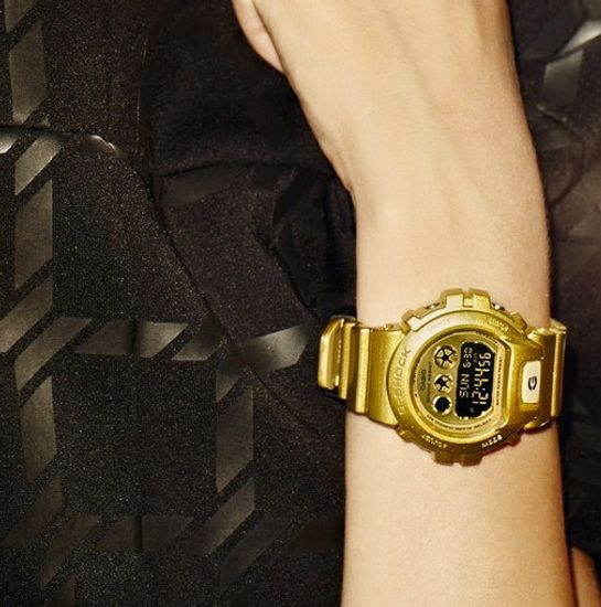 Часы женские Casio G-Shock GMD-S6900SM-9ER