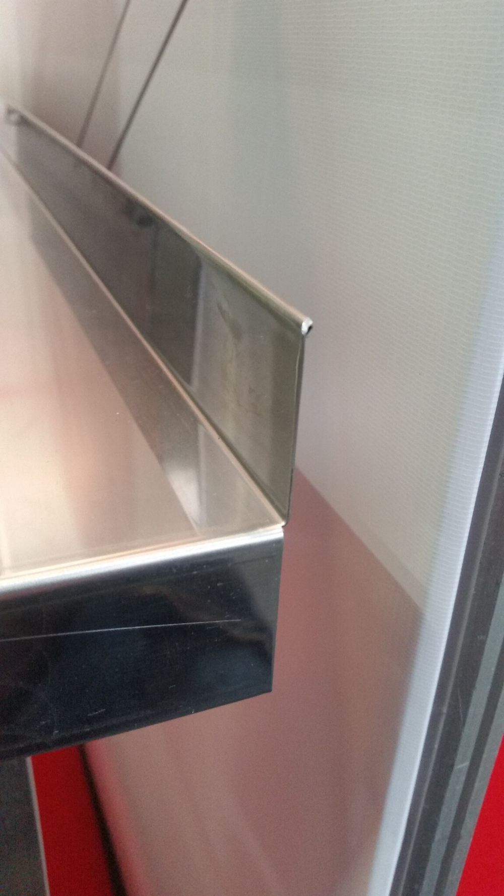 Стол производственный СПП 1300/700/850 (полка сплошная, борт)