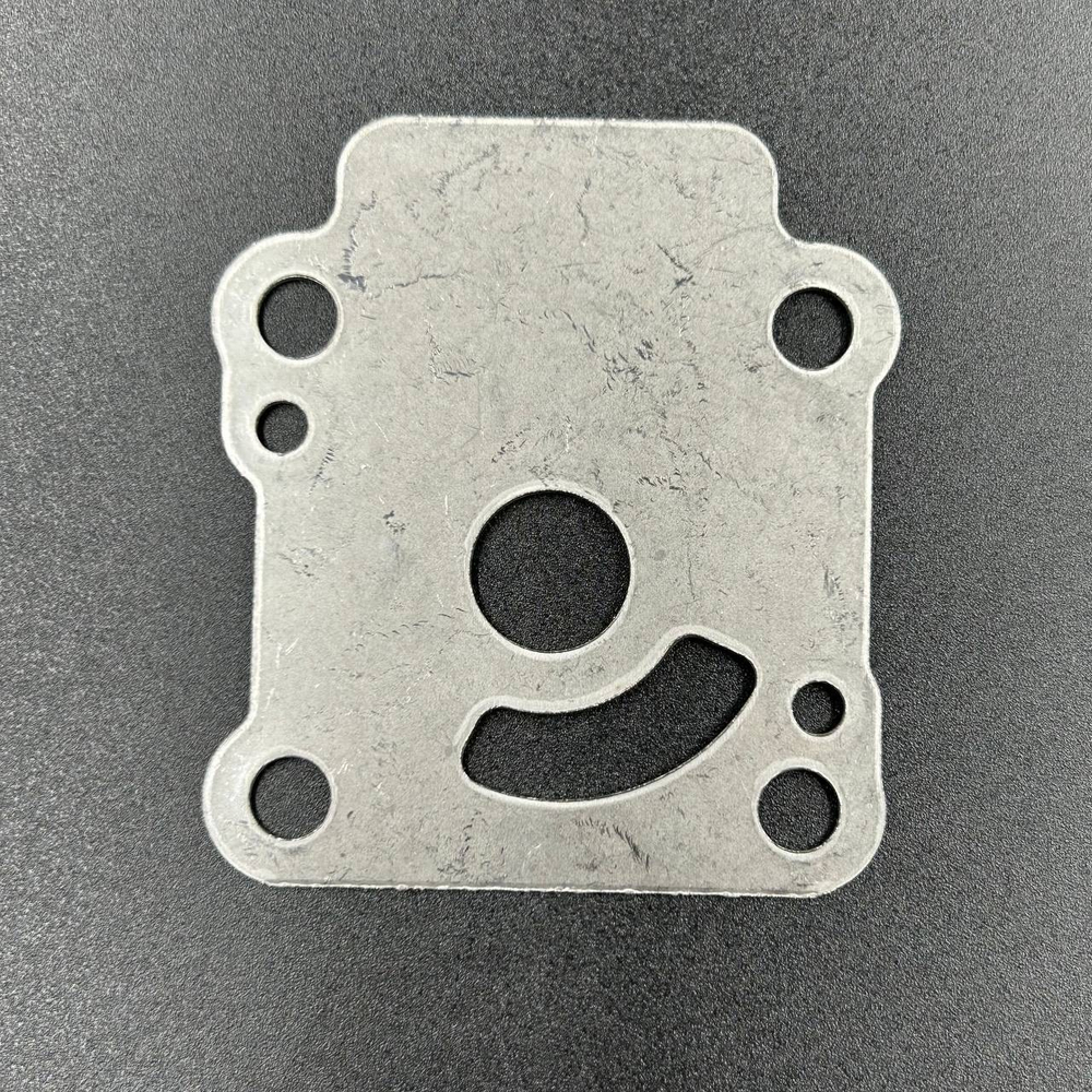 Пластина помпы охлаждения Tohatsu 8-9.8, MFS8 (PREMARINE)