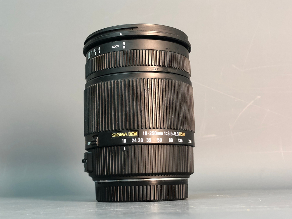 Sigma AF 18-250mm 3.5-6.3 DC OS HSM Canon EF