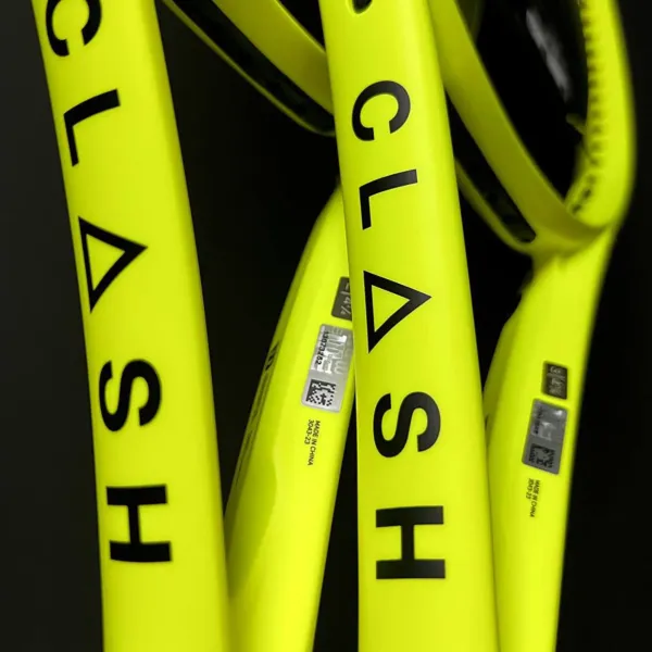 Долгожданное поступление в ТЕННИС FIRST легендарной ракетки WILSON CLASH 100L BRIGHT NEON YELLOW V2 280!