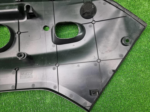 Кожух замка капота правый Hongqi HS5 (2019-н.в.)