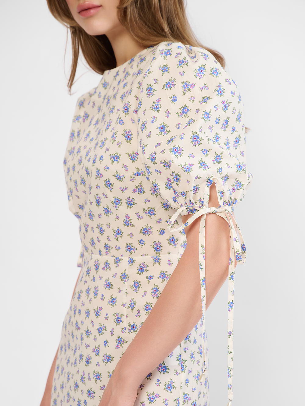 ПЛАТЬЕ КРУЖЕВО ПО НИЗУ