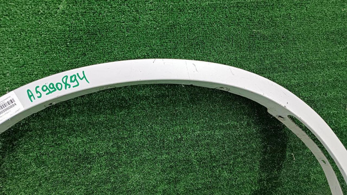 Расширитель передний правый BMW X5 F15 (2013-2018)