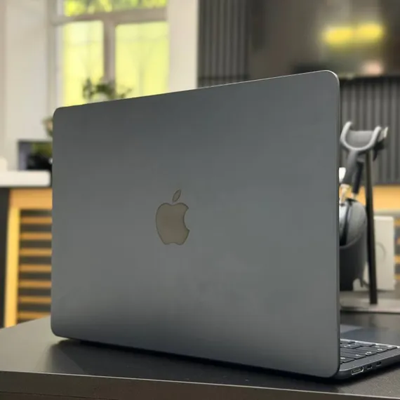 Б\У Ноутбук Apple MacBook Air 13 M2 8/512Gb Midnight 87% АКБ (Q5L7MG7VT4)