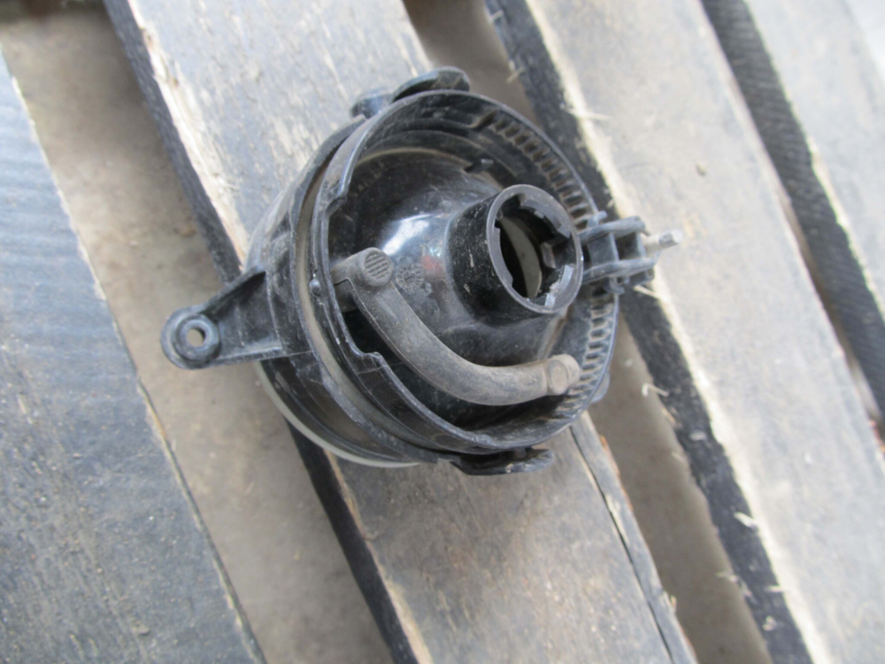 ПТФ передняя левая LADA Priora 07-18 Б/У Оригинал 21703743011