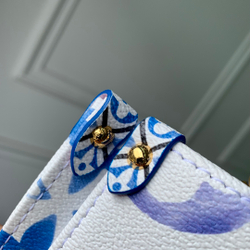 Louis Vuitton Onthego PM