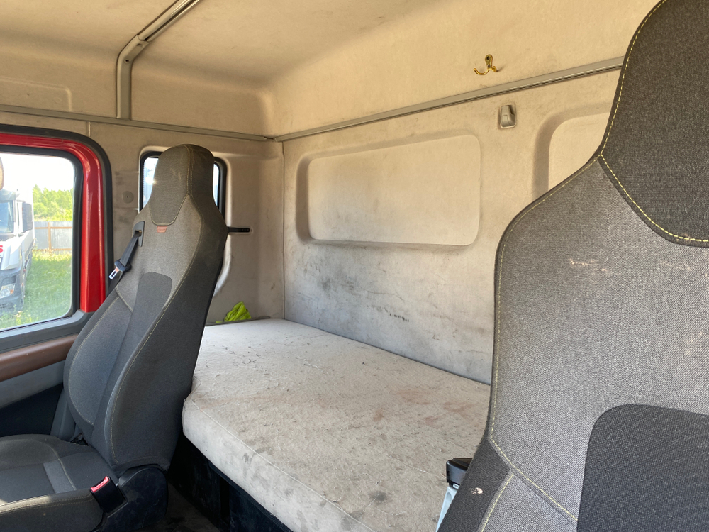 Shacman (Shaanxi) SX* 8x4 Самосвал SX33186W366C (Дизельный, 10,8 л, 441 л.с., МТ)