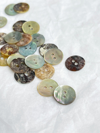 Пуговицы натуральный перламутр на прокол