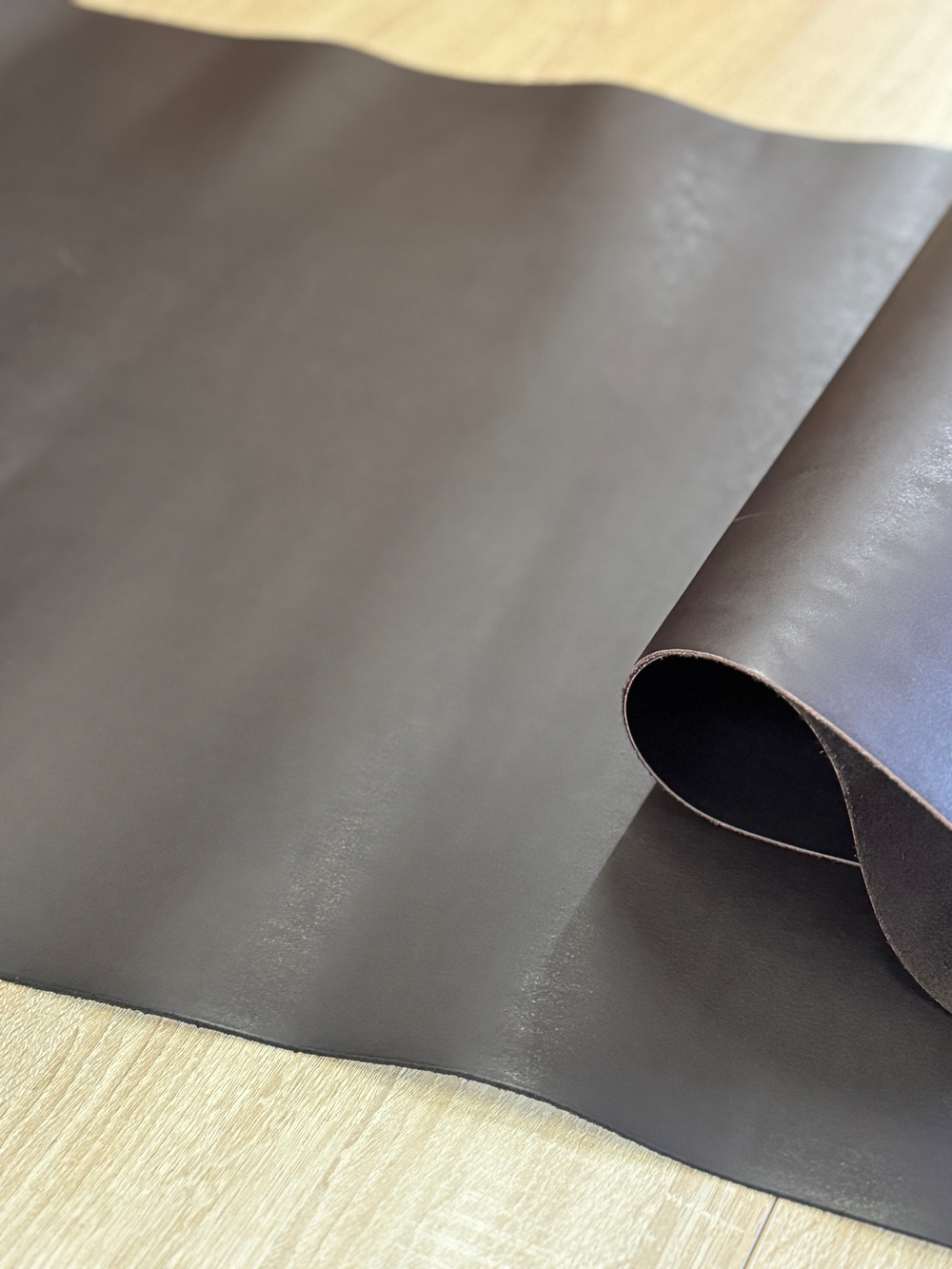 Кожа натуральная для рукоделия, Шрам "Коричневый