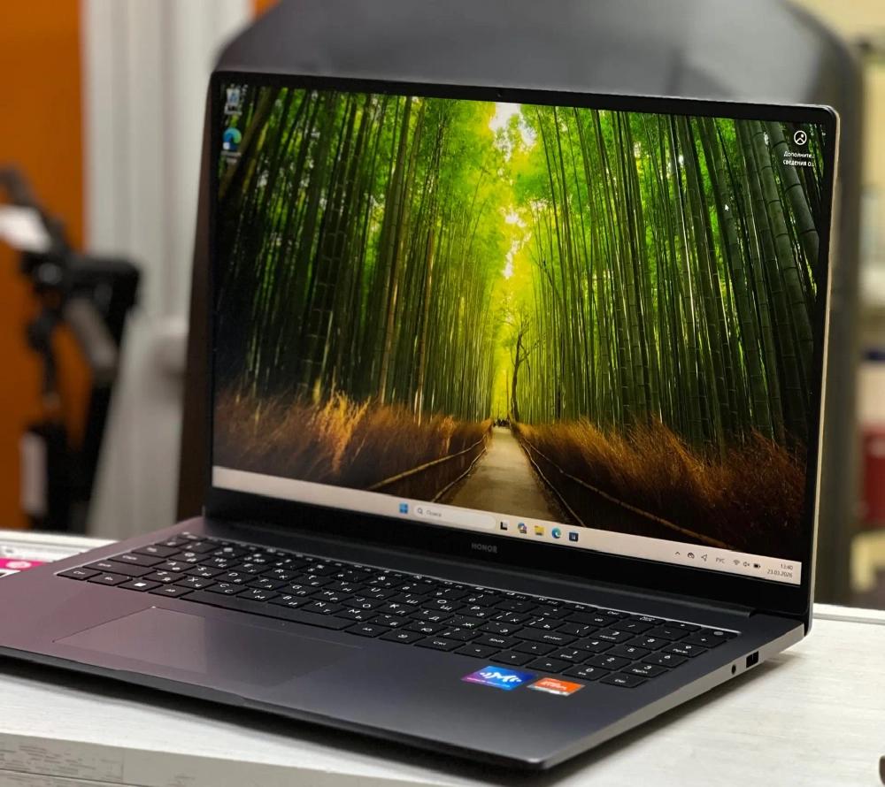 Honor MagicBook X16 2024