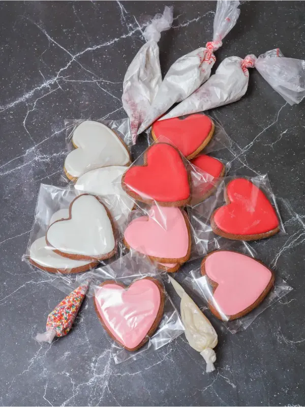 Большой набор сердец с сахарной глазурью для росписи