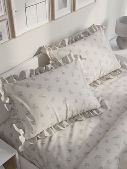 Декоративная наволочка с рюшами, оборками "Фландр" 50х70 см, 1 шт, без молнии