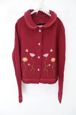 Кофта с вышивкой на 9-10 лет