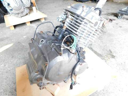 Двигатель Suzuki DR250S SJ44A 1991