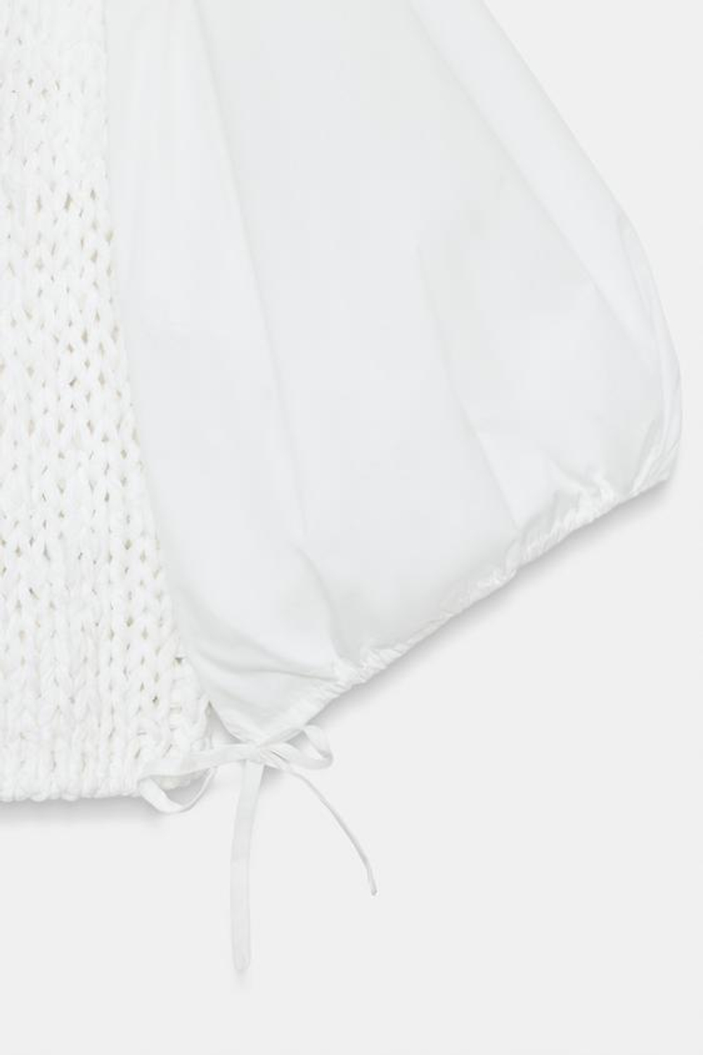 ZARA БЛУЗА С ТРИКОТАЖНЫМИ ЭЛЕМЕНТАМИ, БЕЛЫЙ