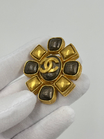 Брошь Chanel